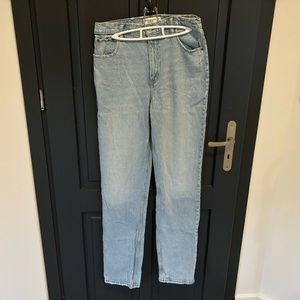 NWOT Ultra High Rise 90s Straight Jean in Light